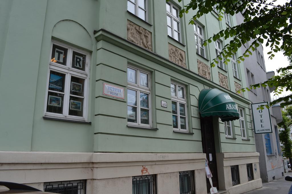 ברטיסלאבה Hotel Akademik מראה חיצוני תמונה