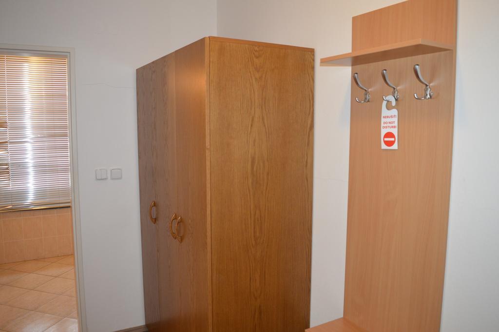 ברטיסלאבה Hotel Akademik חדר תמונה
